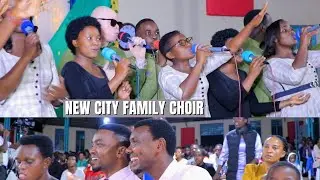NEW CITY  CHOIR  MUNDIRIMBO ZAYO  NZIZA ISHIMISHIJE ABITABIRIYE IGITARAMO KISWE NANJYE NZANYE IKARO.