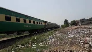 45Up pakistan express.PHA.20.8315.locomptive.plz like and subscribe my channel