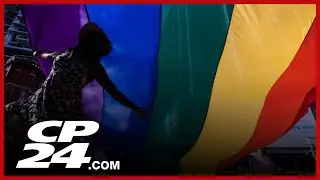 Toronto Pride and Remembrance Run underway