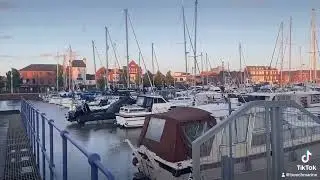 Hull Marina