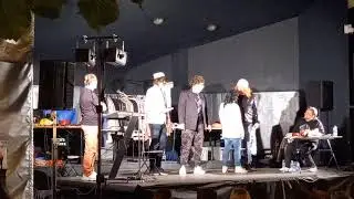 Partička Praha Riegrovy sady 17.8.2021 4. hra P&aacute;r slov + 5. hra Situace