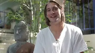 Reef Lodge Backpackers Townsville review with Albert from Spain