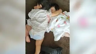 【生後1ヶ月と1歳】ハルと寝たいモモ＆長めのオマケ 【Baby sisters】Momo wanna sleep with Haru #oneyearold #twomonths　
