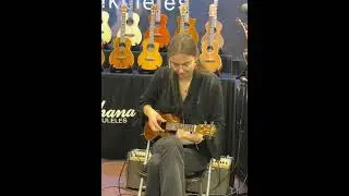 @ukulelemetgaby playing the CK-35CGE-CL from #OhanaUkuleles #CK35CGECL #koa #ukulele #acoustic