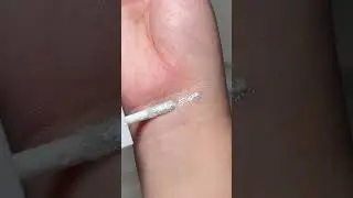 ELF Cosmetics Liquid Glitter Eyeshadow &ldquo;Disco Queen&rdquo; & &ldquo;Pinky Swear&rdquo; - Glitter Makeup