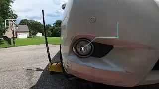 2016 Toyota Sienna Limited Fog Light Bulb Replacement