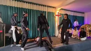How jesus crossed for us ( yeshu Masih hamare liye kaise cross me chadhe) full skit