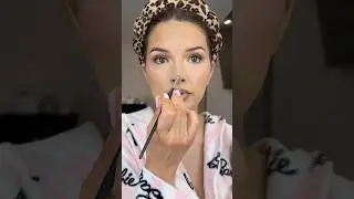 *Реалистичная* фотография, на которой я выгляжу как мама двоих детей 💗, используя новую косметику...