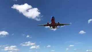 Plane Landing at Gravelly Point, Washington D.C.