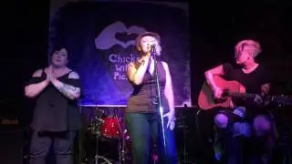 Chicks with Picks - What's Up, Amanda Galea