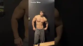 Toned body#aesthetic#muscle#motivation#posing#abs#chest#biceps#model#body#hunk#gym#work#back#bulge