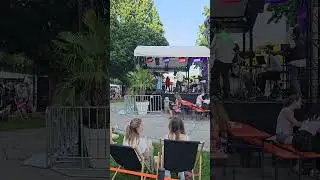 Live Musik und Bands auf verschiedenen B&uuml;hnen auf dem THEATRIUM Wilhelmstra&szlig;enfest Wiesbaden :-)