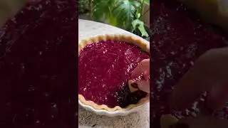 Crostata vegana ai frutti di bosco 💖 facilissima, con decorazione a cuori