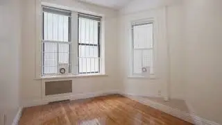 Apartment Tour: 225 West 109th St Unit, 2