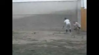 Entrenamiento Dos Hermasnas Sofbol, Luna 4.AVI