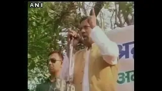 MoS HRD and BJP Agra MP Ram Shankar Katheria inciting violence in Agra | ippodhu.com