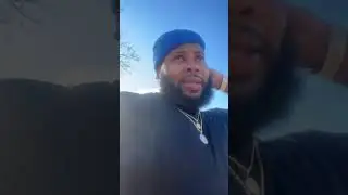 Диджей принес своей маме подарок на День святого Валентина, и она расплакалась!!
