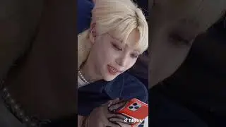 Imagine: Felix as your boyfriend and he's taking some pictures of you...