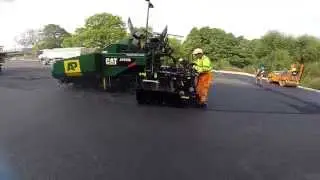Precision paving with the CATap555