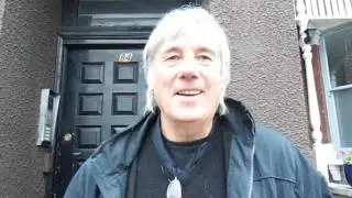 Mick Avory, The Kinks, saluda a Rodrigo