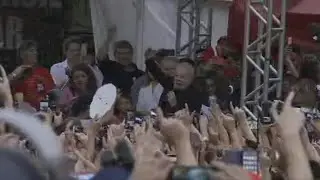 Brazil's Lula addresses supporters after walking free from jail (2) | AFP
