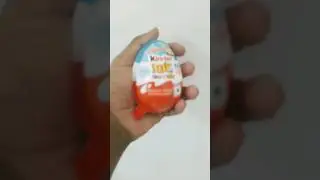 opening hotwheels kinder joy