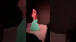 Improvised belly dance to old Turkish music | London Belly Dancer
