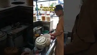 60 Years old men selling jhat patt 😔😢 | Local street food karachi