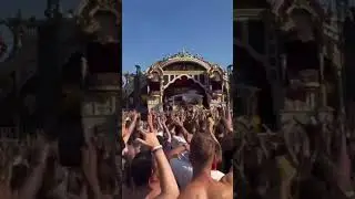 Henri PFR at the Tomorrowland 2025 The Gathering!TheFestival is happening right now #tomorrowland