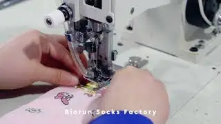 Biorun Socks Factory - Hand-stitched details, thoughtfully done #sockfactory #biorunsocks #socks