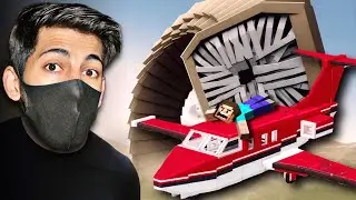 I Survived A Giant Sandworm In Minecraft!