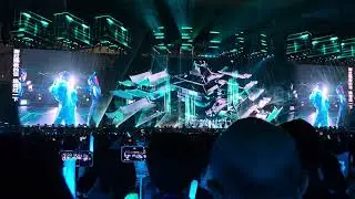 12/7/2025, 周深深圳演唱会第2场, 借过一下
