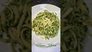 Creamy Spinach Sauce for Pasta &ndash; Quick & Easy #recipe #shorts #spinach #creamy #sauce #pasta