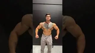 Follow for more #muscle #bodybuilder #sixpack #muscleflex #muscleman #binaraga #workout #shorts