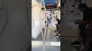 Interni nuova metro Napoli