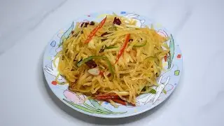 Chinese Spicy and Sour Potato Shreds