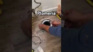 C&oacute;mo mover 2 pulgadas para delante mi toilet