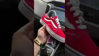 Vans old skool red