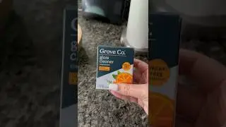 Friday morning clean with me and @GroveCollaborative #grovepartner #beyondplastic #cleanwithme