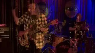 Nordhessischer Doom Metal von Ampyred aus Kassel live, Theaterst&uuml;bchen 2024: 