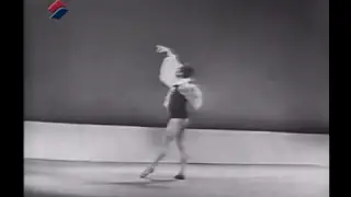 Royes Fernandez - variation from Les Sylphides.
