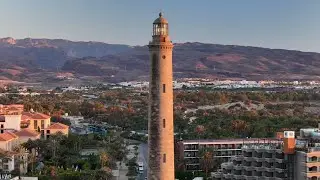 Realit&auml;t 21.8.25 Maspalomas   Sprachbarriere in Maspalomas mit &Uuml;bersetzungsdiensten beseitigt....