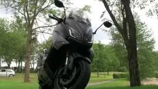 Essai et présentation Yamaha TMax Ironmax 2015