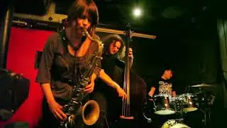 Ingrid Laubrock, Max Johnson, Weasel Walter - Freddy's Backroom, Brooklyn - March 31 2012