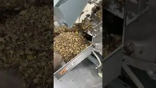 Look here&mdash;herbs in, fine powder out, 150kg/h nonstop!#machinery #dawnagro #discmill #farmer