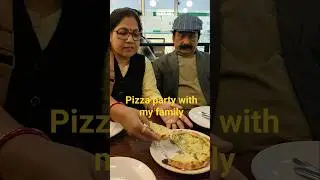 #pizza party with my family #puspalifestyle #Trending music 🙏🎈🎈💐