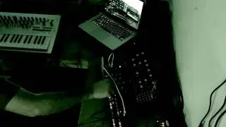 Cycle Offset - One Step (0-Coast, Korg Minilogue, Volca Beats)