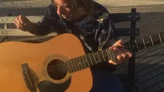 Sing with Barry - Barry Sings a Song on Brighton Beach Boardwalk