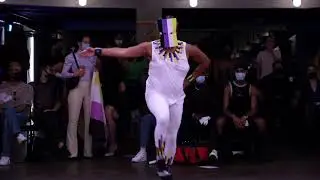 NON BINARY PERFORMANCE - Ball of Superheroes