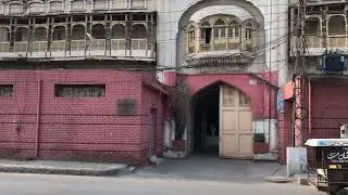 A Very Beautiful Prepartition Historic Building in Lahore